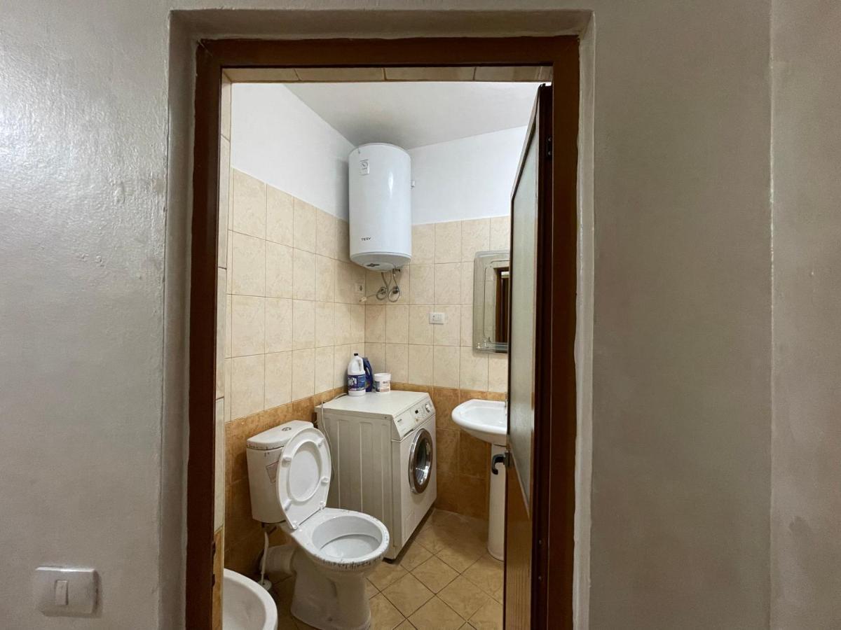 B&B - Private Rooms 2 Tirana Extérieur photo